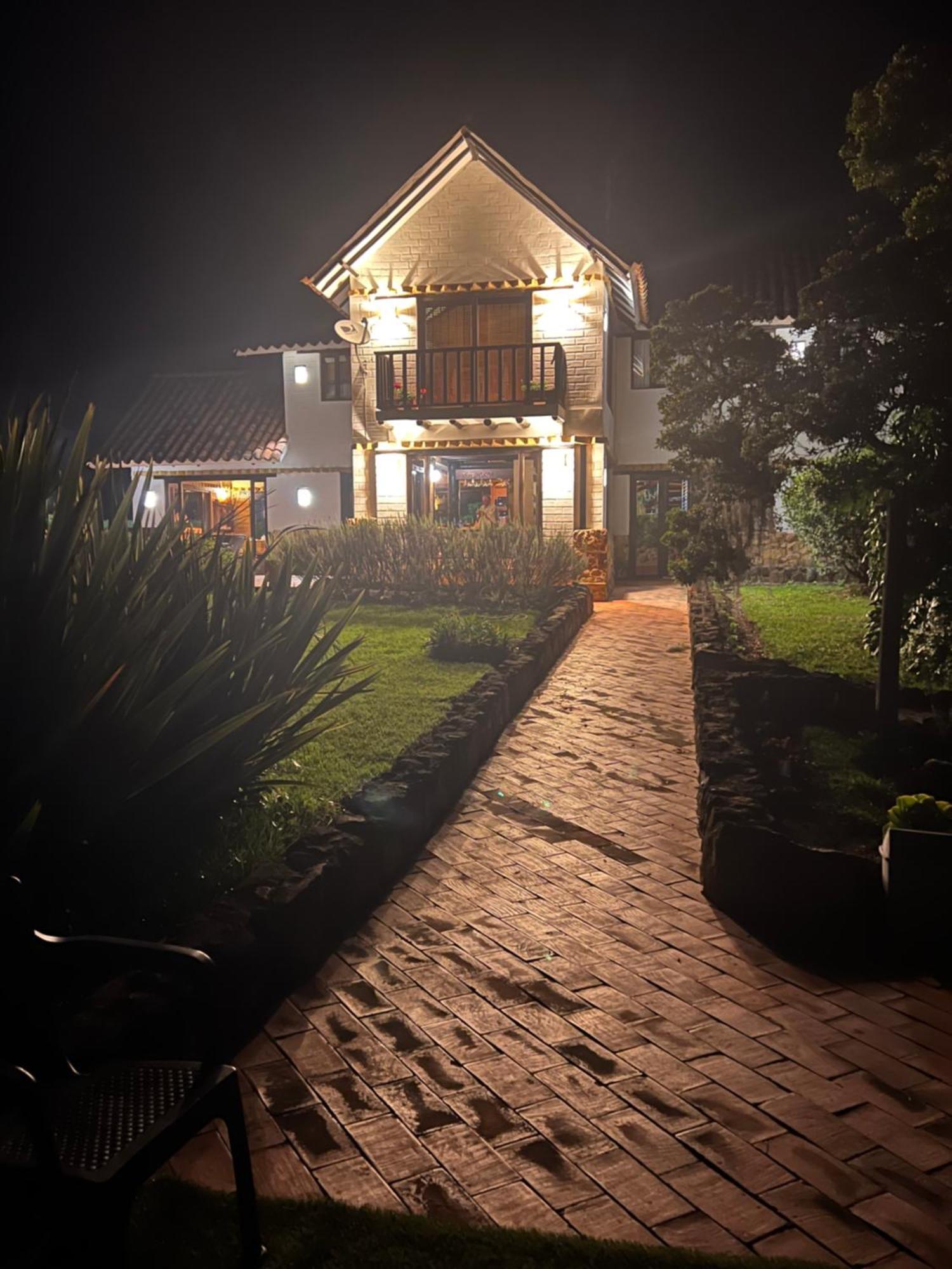 Complejo Turístico Magic Chalet *